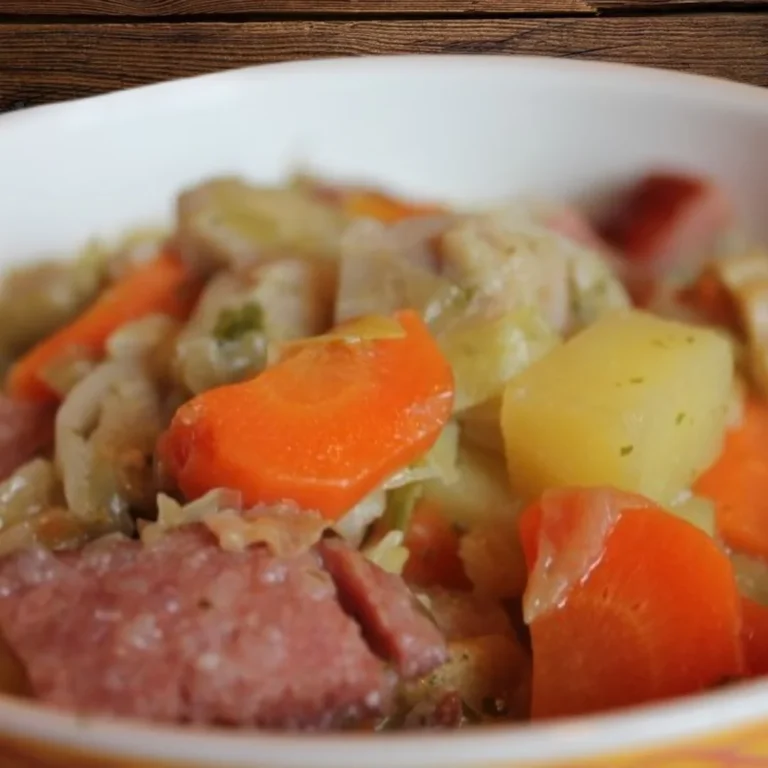 "Hearty Beef Stew with Tender Meat and Fresh Vegetables"